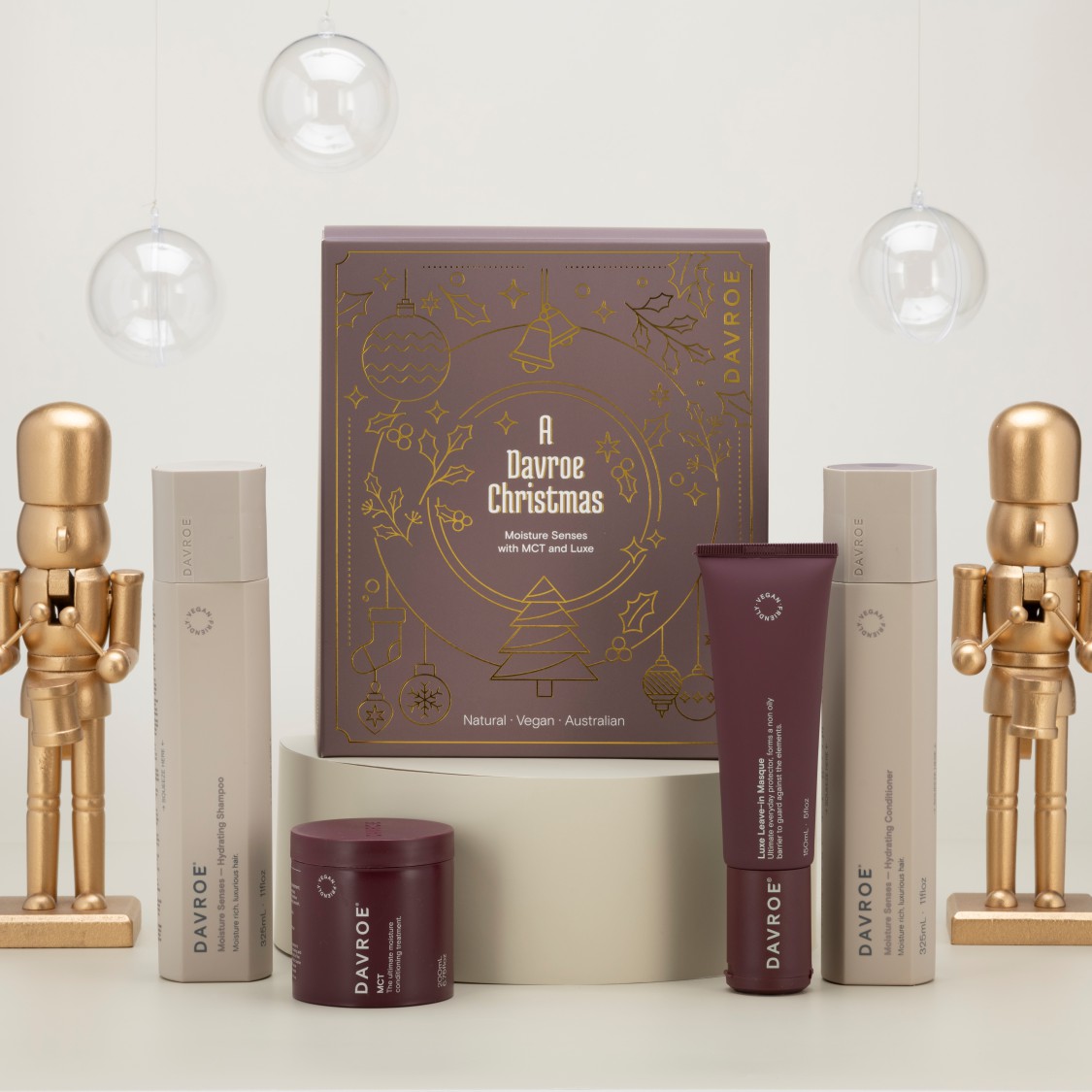 Zestaw czterech produktów nawilżających na prezent DAVROE CHRISTMAS MOISTURE SENSES