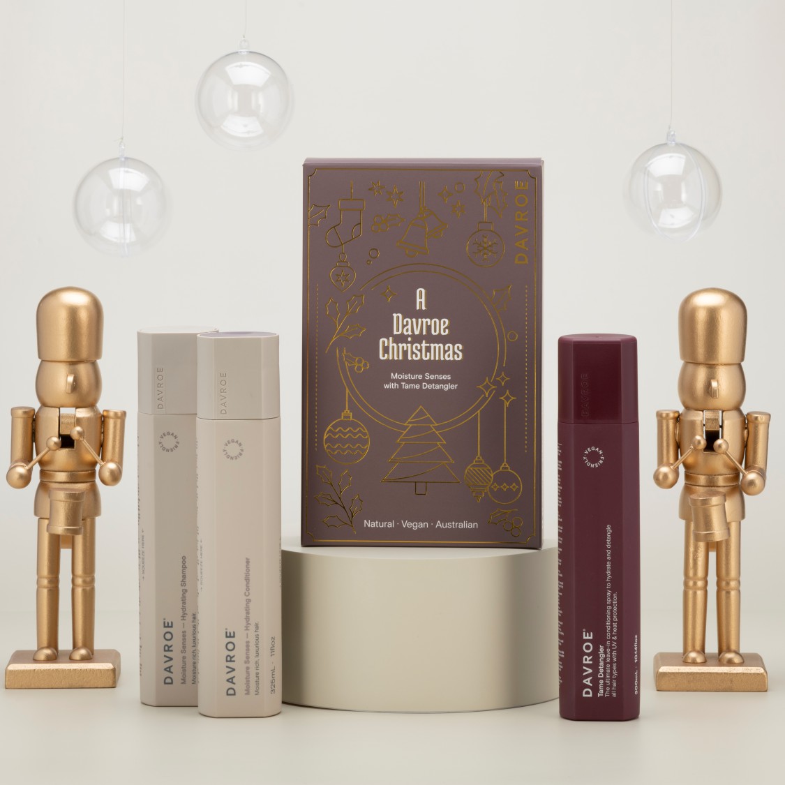 Zestaw trzech produktów nawilżających na prezent DAVROE CHRISTMAS MOISTURE SENSES