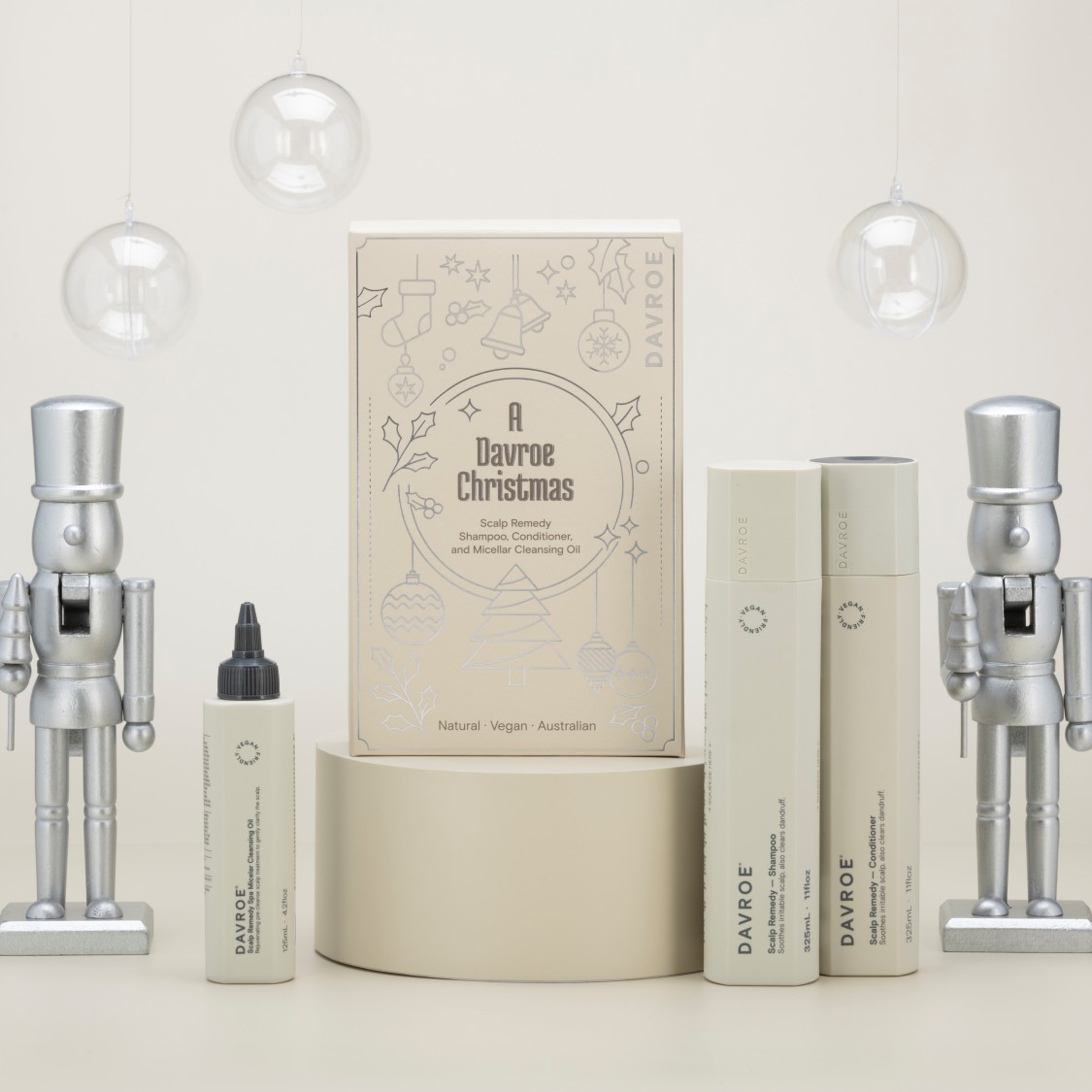 Zestaw trzech produktów łagodzących na prezent DAVROE CHRISTMAS SCALP REMEDY