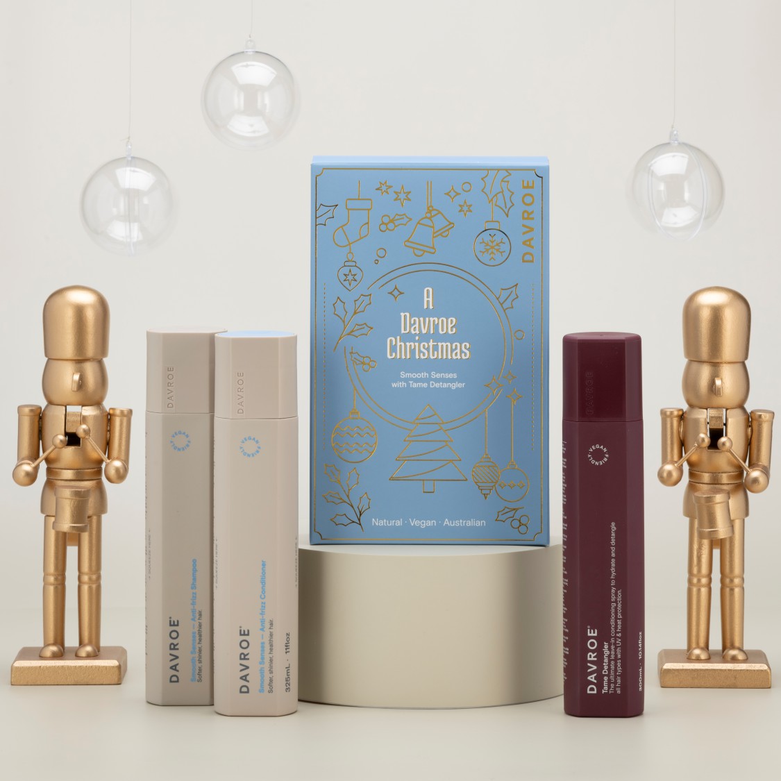 Zestaw trzech produktów wygładzających włosy na prezent DAVROE CHRISTMAS SMOOTH SENSES