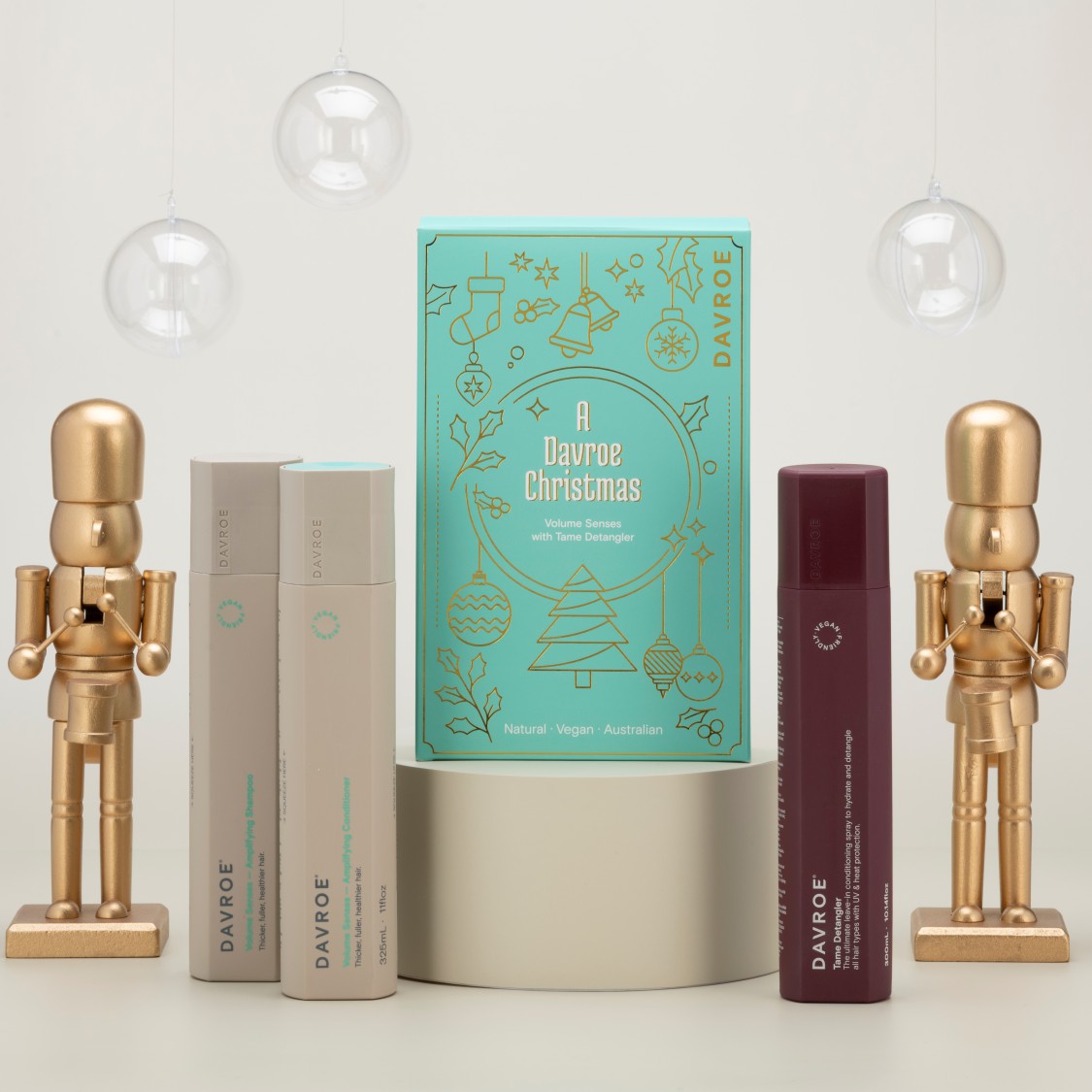Zestaw trzech produktów zwiększających objętość włosów na prezent DAVROE CHRISTMAS VOLUME SENSES